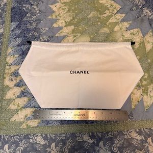 Large Chanel cotton dust bag